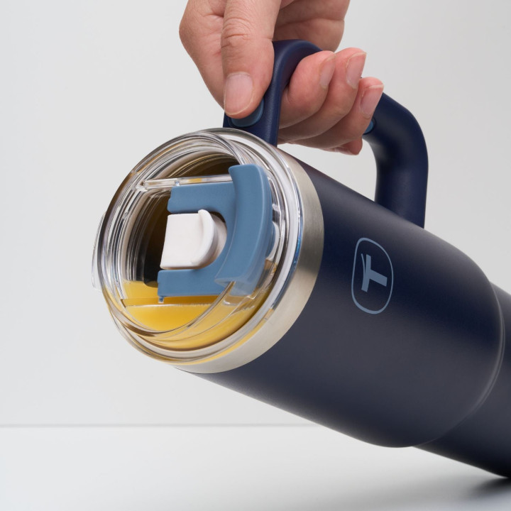 Big T 1.1 L con Popote