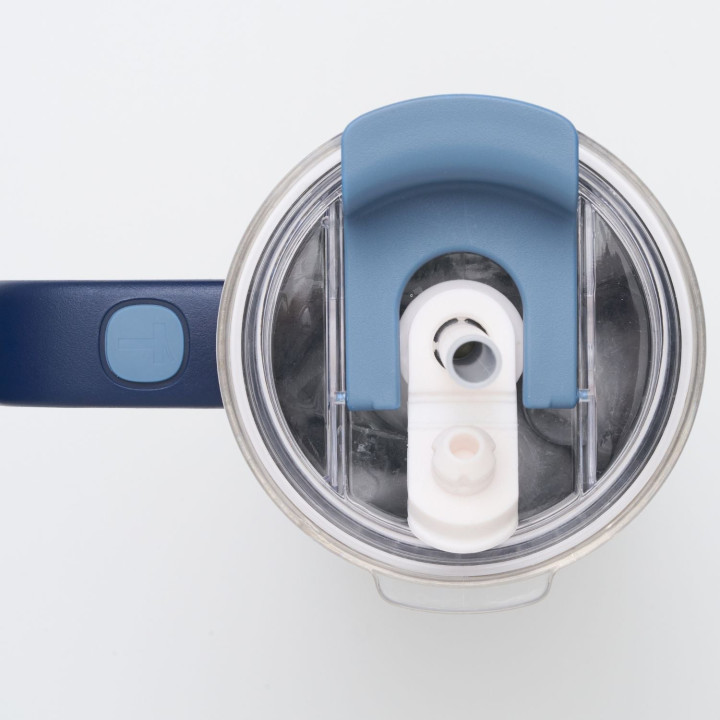 Big T 1.1 L con Popote